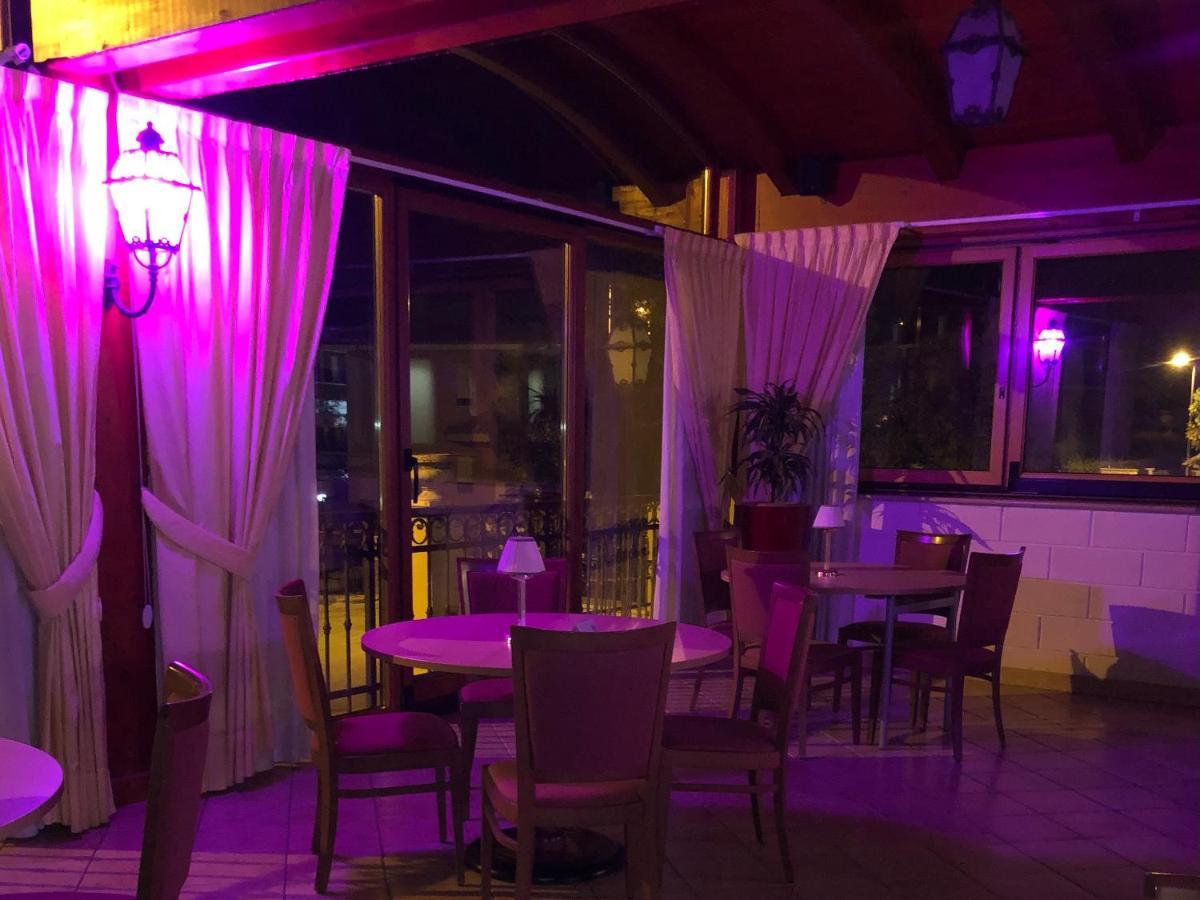 Hotel Ristorante Rossemi San Giovanni Rotondo Exterior photo